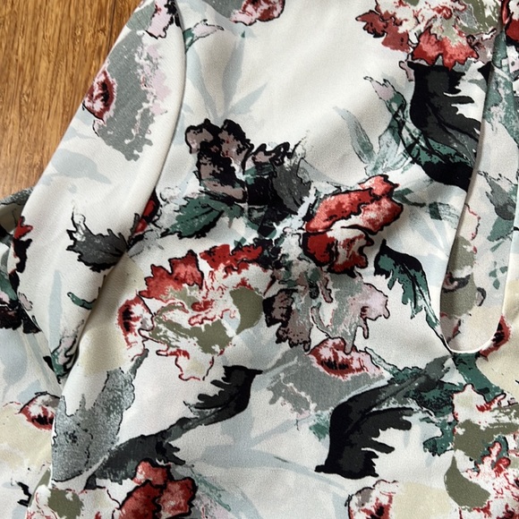 SALE!! Wilfred Aritzia Top - Picture 5 of 6